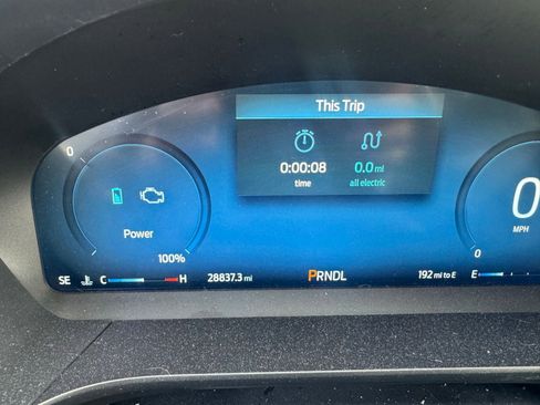 Used 2023 Ford Escape Platinum w/ Premium Technology Package AWD/4WD image 11
