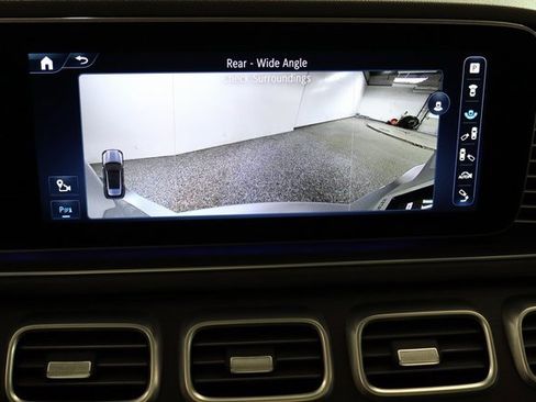 Used 2024 Mercedes-Benz GLE 450 4MATIC w/ AMG Line Exterior image 28