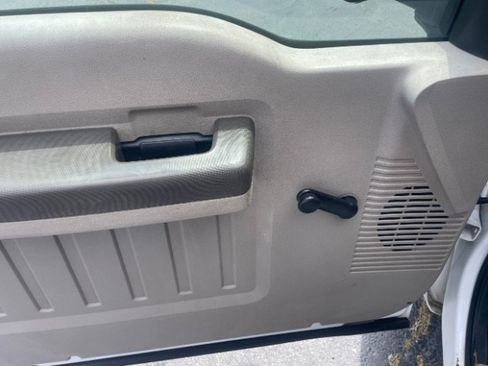 Used 2010 Ford F350 XL RWD image 9