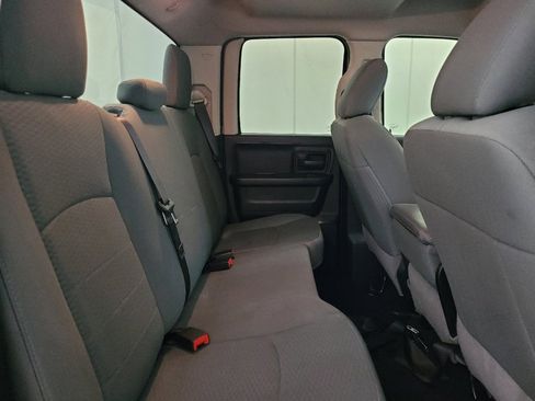 Used 2018 RAM 1500 Express w/ Black Ram 1500 Express Group AWD/4WD image 19