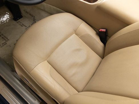 Used 2010 Rolls-Royce Ghost RWD image 34