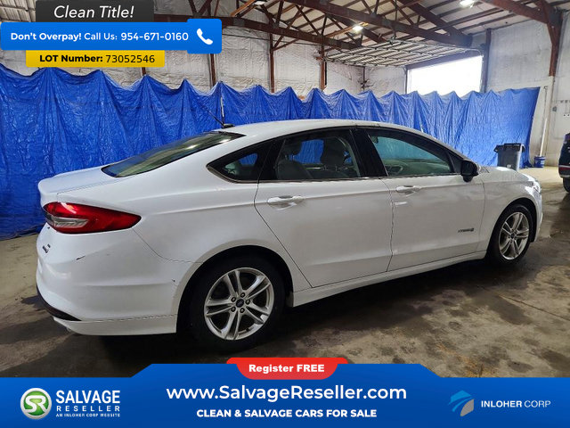 Used 2018 Ford Fusion SE FWD image 4