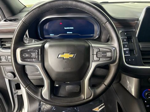 Used 2024 Chevrolet Suburban LT image 29