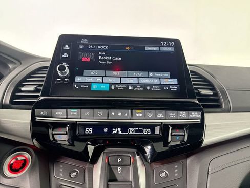 Used 2026 Honda Odyssey Sport-L image 9
