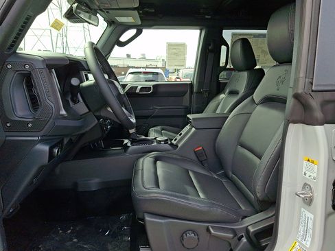 New 2026 Ford Bronco Big Bend image 9