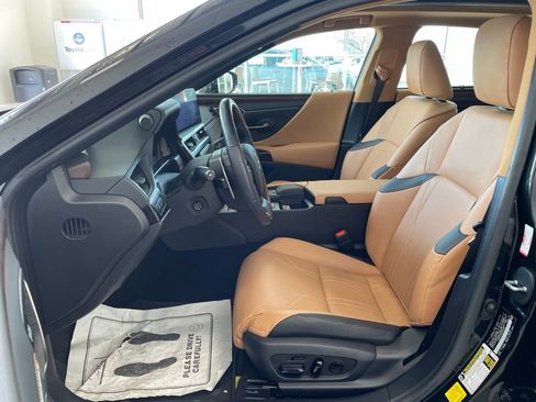 Used 2022 Lexus ES 350 Ultra Luxury image 8