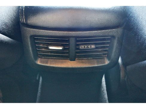 Used 2020 Dodge Challenger SXT w/ Driver Convenience Group image 15