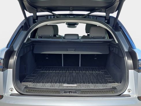 Certified 2025 Land Rover Range Rover Velar S AWD/4WD image 12