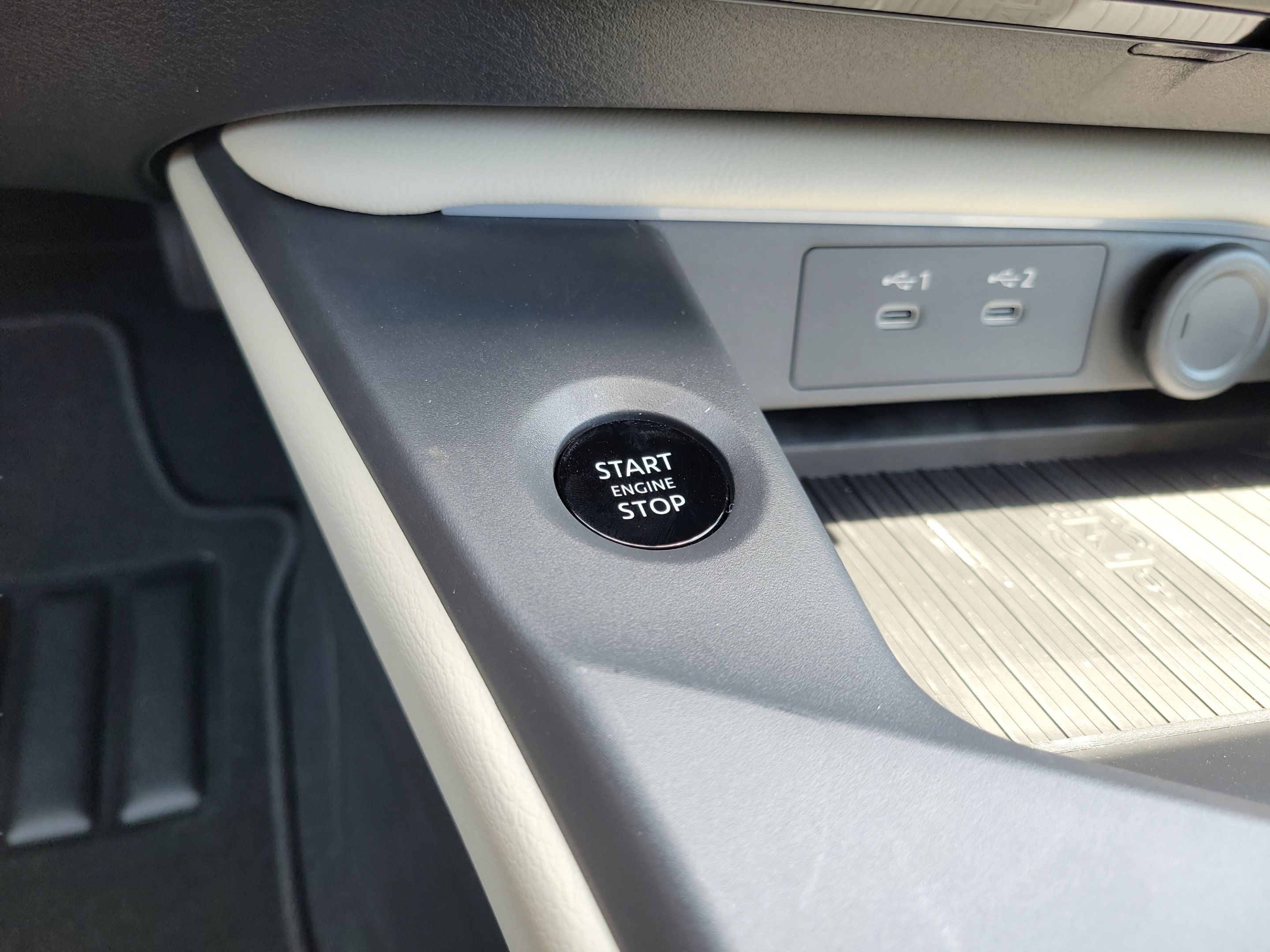 Used 2026 Nissan Sentra SL w/ Floor Mat Package FWD image 28