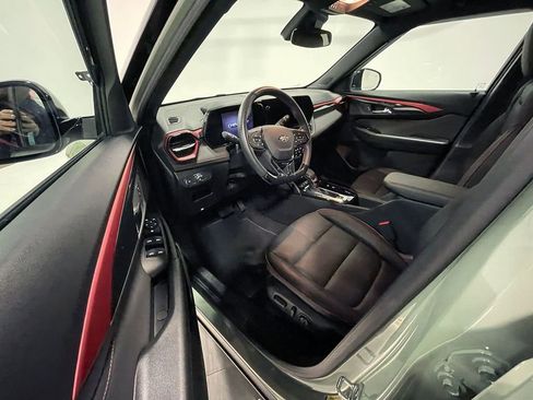 Used 2024 Chevrolet TrailBlazer RS w/ Driver Confidence Package image 20