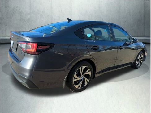 Used 2025 Subaru Legacy Premium image 5