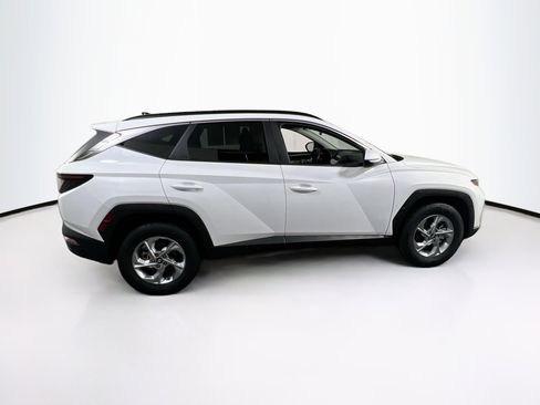 Used 2023 Hyundai Tucson SEL AWD/4WD image 4