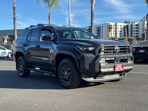 New 2026 Toyota 4Runner SR5 image 4