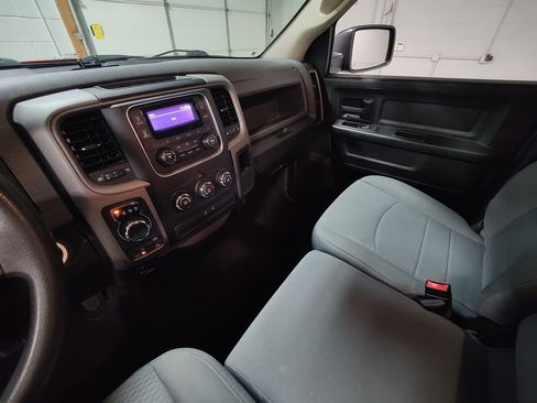 Used 2018 RAM 1500 Express image 27