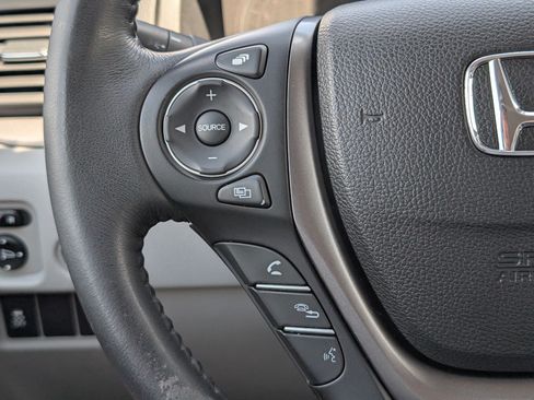 Used 2017 Honda Pilot EX-L image 16