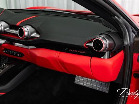 Used 2020 Ferrari 812 Superfast RWD image 50