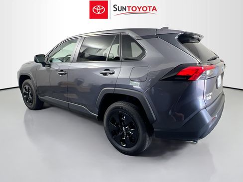 Used 2025 Toyota RAV4 LE FWD image 6