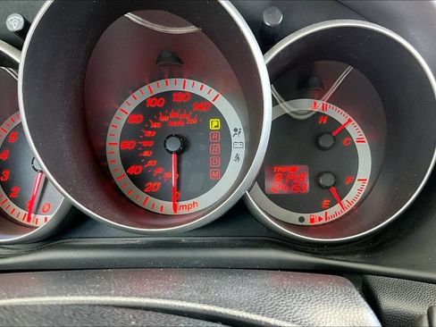 Used 2005 MAZDA MAZDA3 s FWD image 13