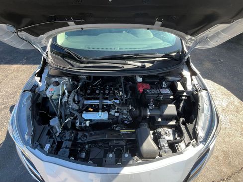 Used 2025 Nissan Versa SV image 30