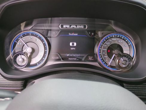 Used 2020 RAM 3500 Limited w/ Snow Chief Group image 18