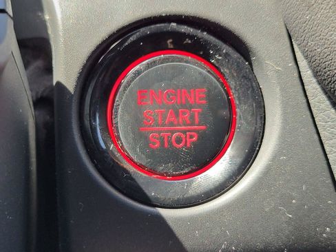 Used 2025 Honda HR-V Sport image 35