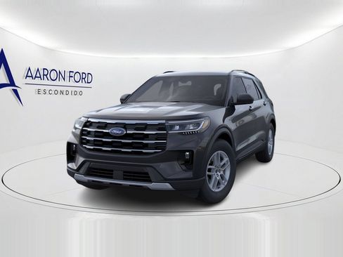 New 2026 Ford Explorer Active w/ Active Comfort Package RWD image 2