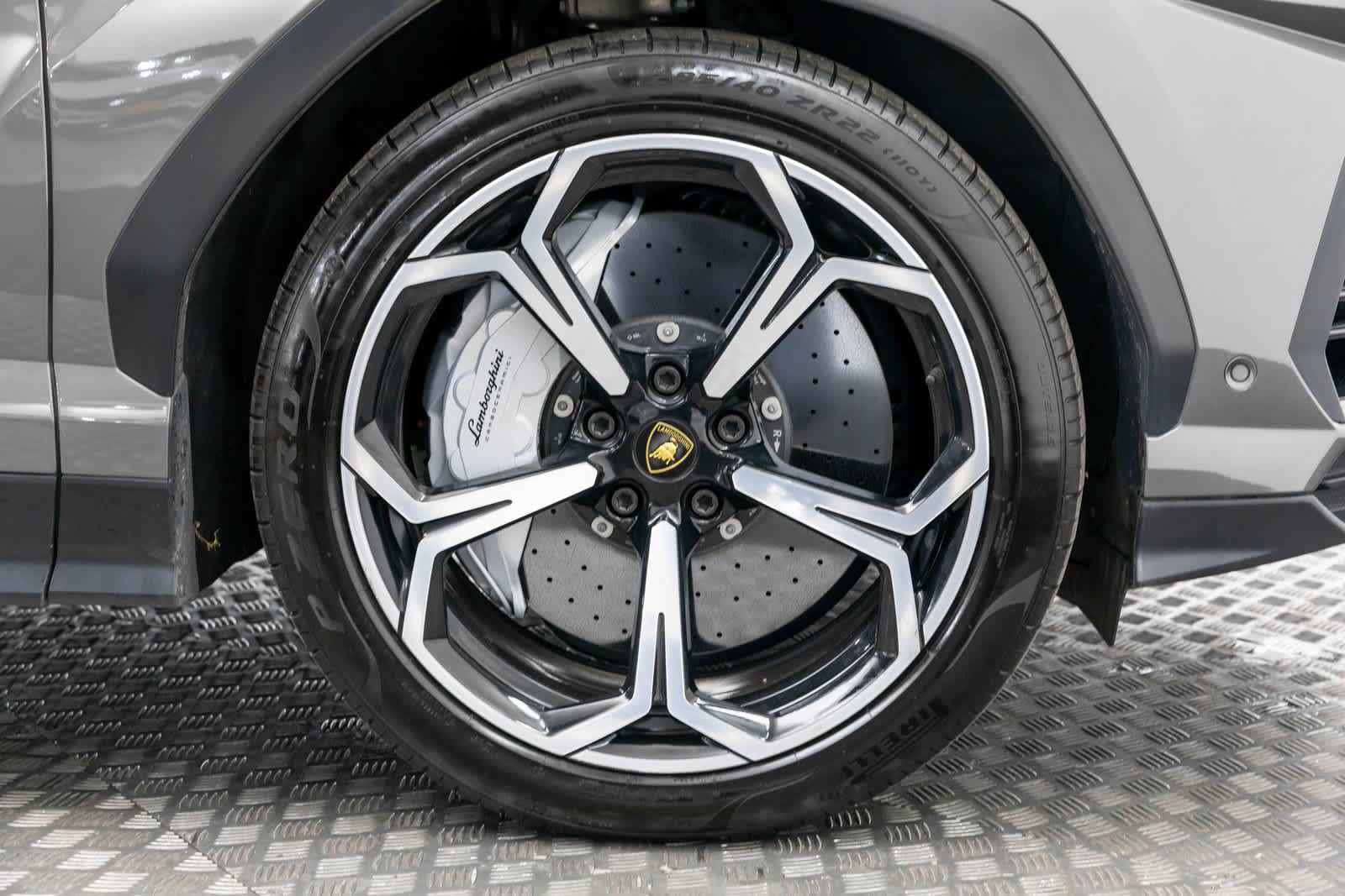 Used 2022 Lamborghini Urus AWD/4WD image 66