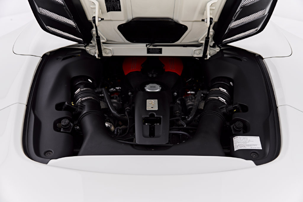 Used 2018 Ferrari 488 Spider RWD image 41