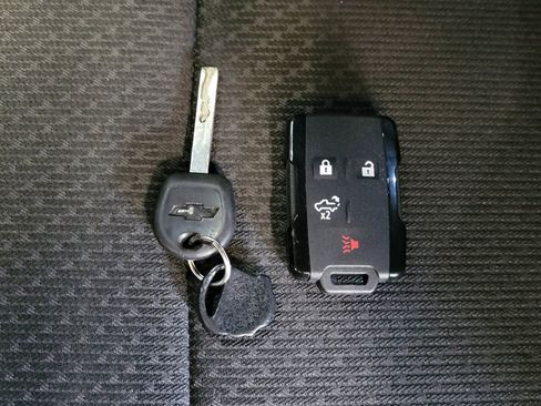 Used 2019 Chevrolet Silverado 1500 Custom w/ Custom Convenience Package image 32