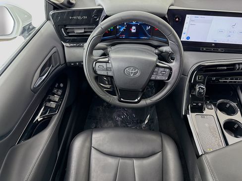 Used 2023 Toyota Mirai w/ Advanced Technology Package image 22