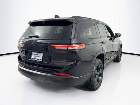 Used 2023 Jeep Grand Cherokee L Limited w/ Luxury Tech Group II image 5