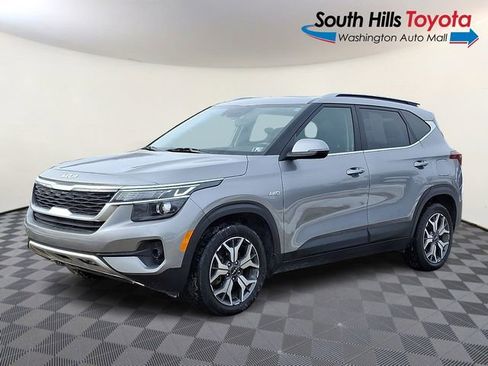 Used 2022 Kia Seltos EX image 3