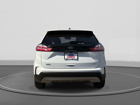 Certified 2024 Ford Edge SEL AWD/4WD image 7