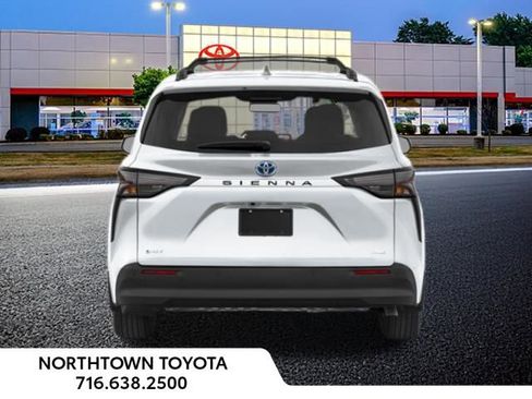 New 2026 Toyota Sienna XLE FWD image 6