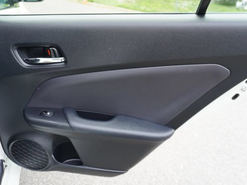 Used 2017 Toyota Prius Prime Plus FWD image 14