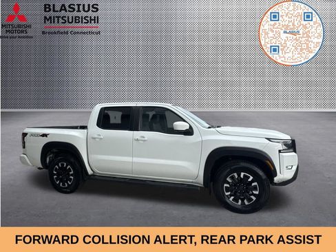 Used 2022 Nissan Frontier PRO-4X AWD/4WD image 6