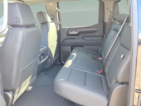 New 2026 GMC Sierra 1500 SLT w/ SLT Premium Package RWD image 20
