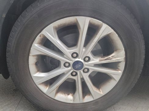 Used 2018 Ford Escape SEL FWD image 31