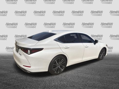 Used 2023 Lexus ES 350 w/ Premium Package FWD image 10
