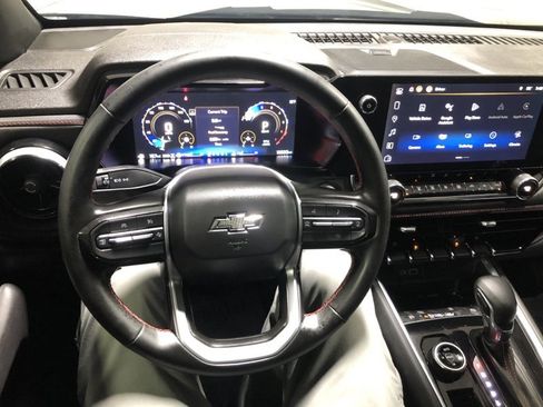 Used 2024 Chevrolet Colorado Z71 w/ Z71 Convenience Package 2 image 23