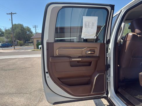 Used 2023 RAM 2500 Limited AWD/4WD image 14