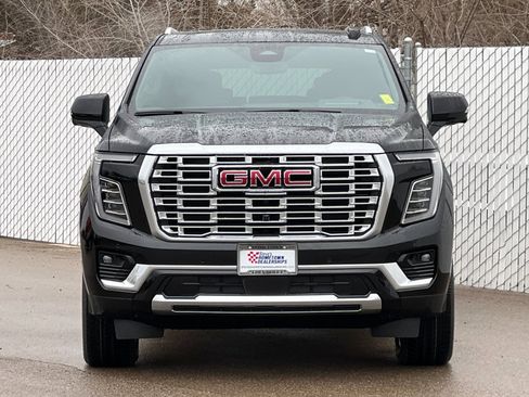 New 2026 GMC Yukon XL Denali w/ Denali Reserve Package image 6