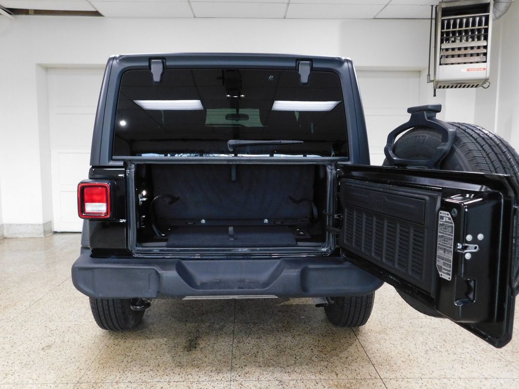 Used 2021 Jeep Wrangler Sport AWD/4WD image 57