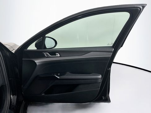 Used 2025 Kia K5 LXS image 32