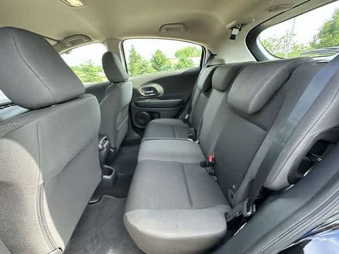Used 2019 Honda HR-V LX image 15