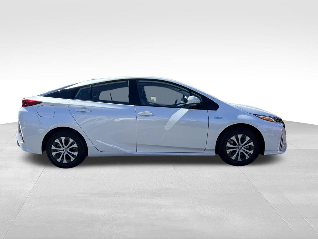 Certified 2022 Toyota Prius Prime XLE FWD image 6