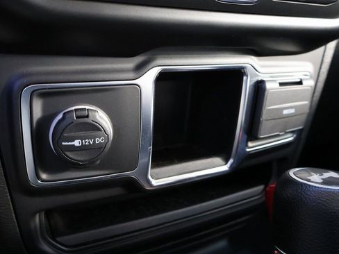 Used 2021 Jeep Wrangler Unlimited Sport image 36