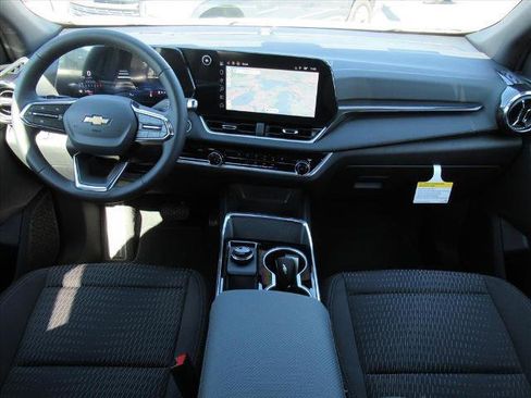 New 2026 Chevrolet Equinox LT image 12