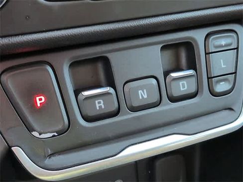 Used 2019 GMC Terrain SLE w/ Driver Convenience Package image 30