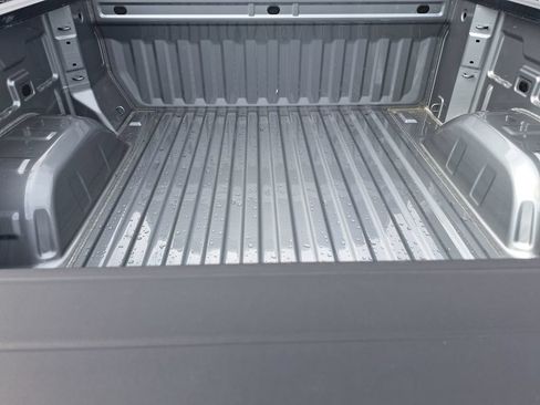 Used 2023 Chevrolet Silverado 1500 LT AWD/4WD image 27
